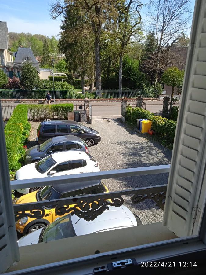 Studio 10, Tres Bien Place, Parking Wifi Gratuit Bagnoles de l'Orne Normandie Exterior photo